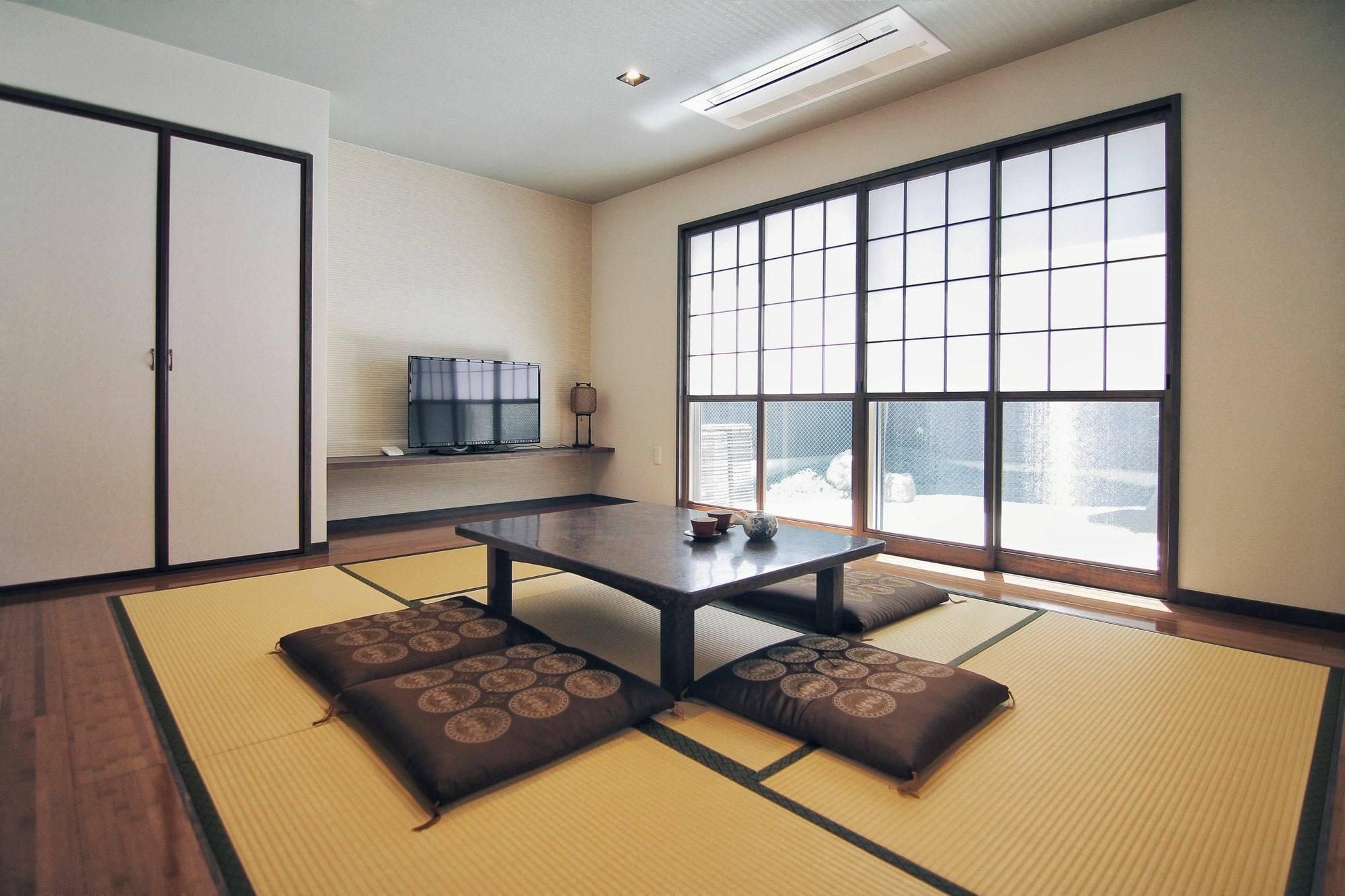 Em S280 Villa Kyoto Exterior photo