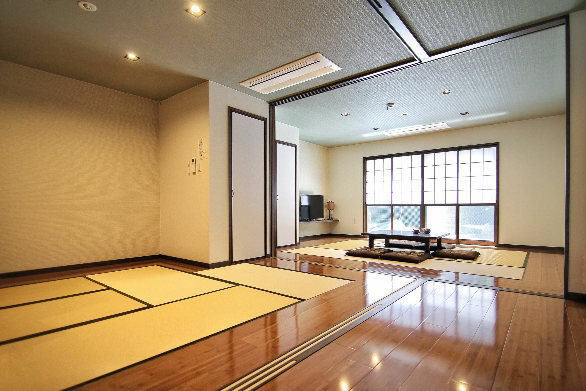 Em S280 Villa Kyoto Exterior photo