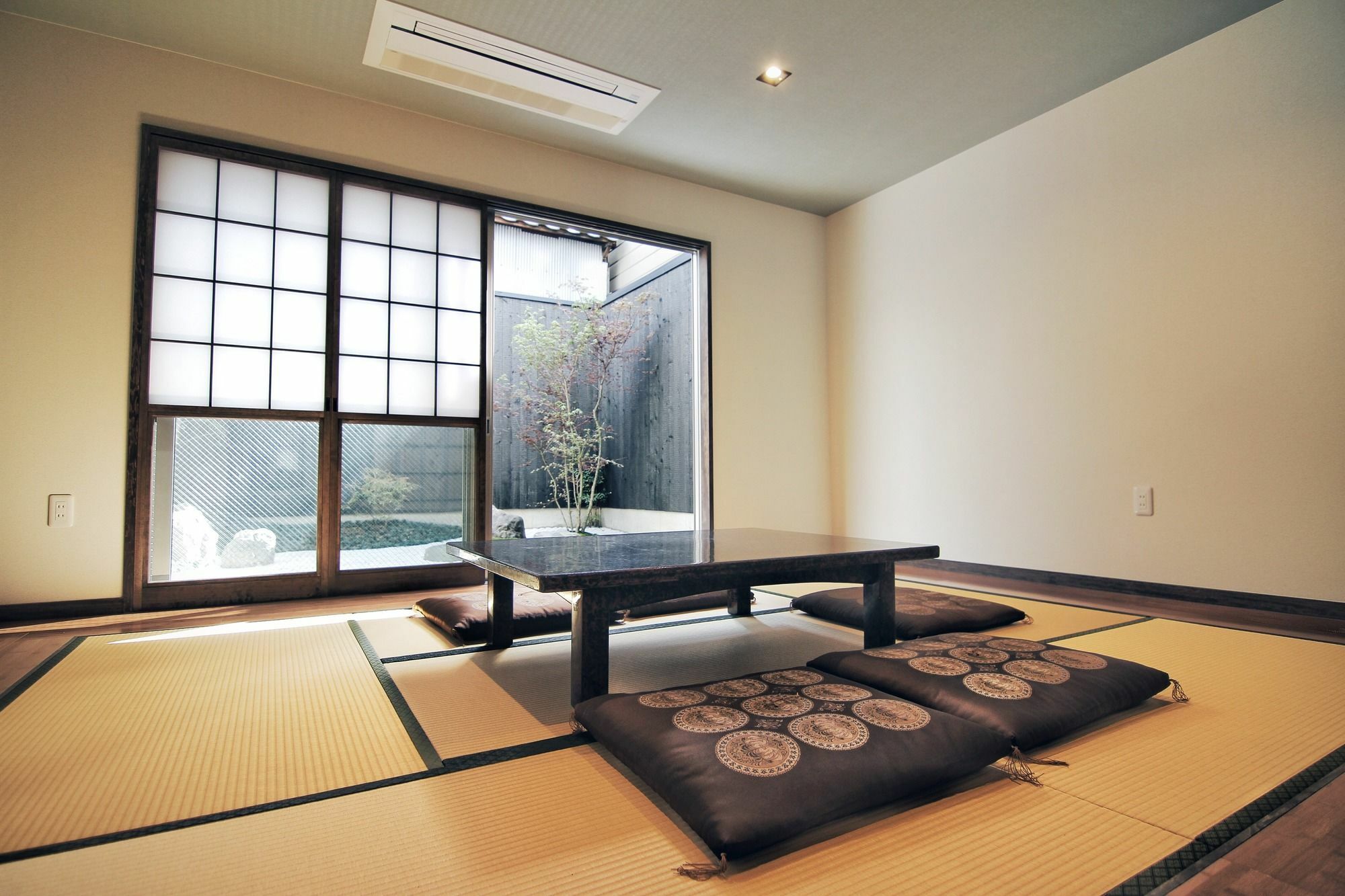 Em S280 Villa Kyoto Exterior photo